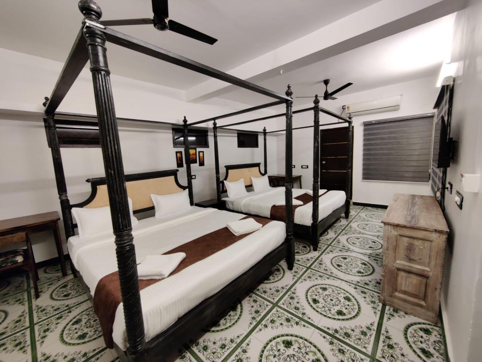 Courtyard Castle Heritage Resort Pondicherry Luaran gambar