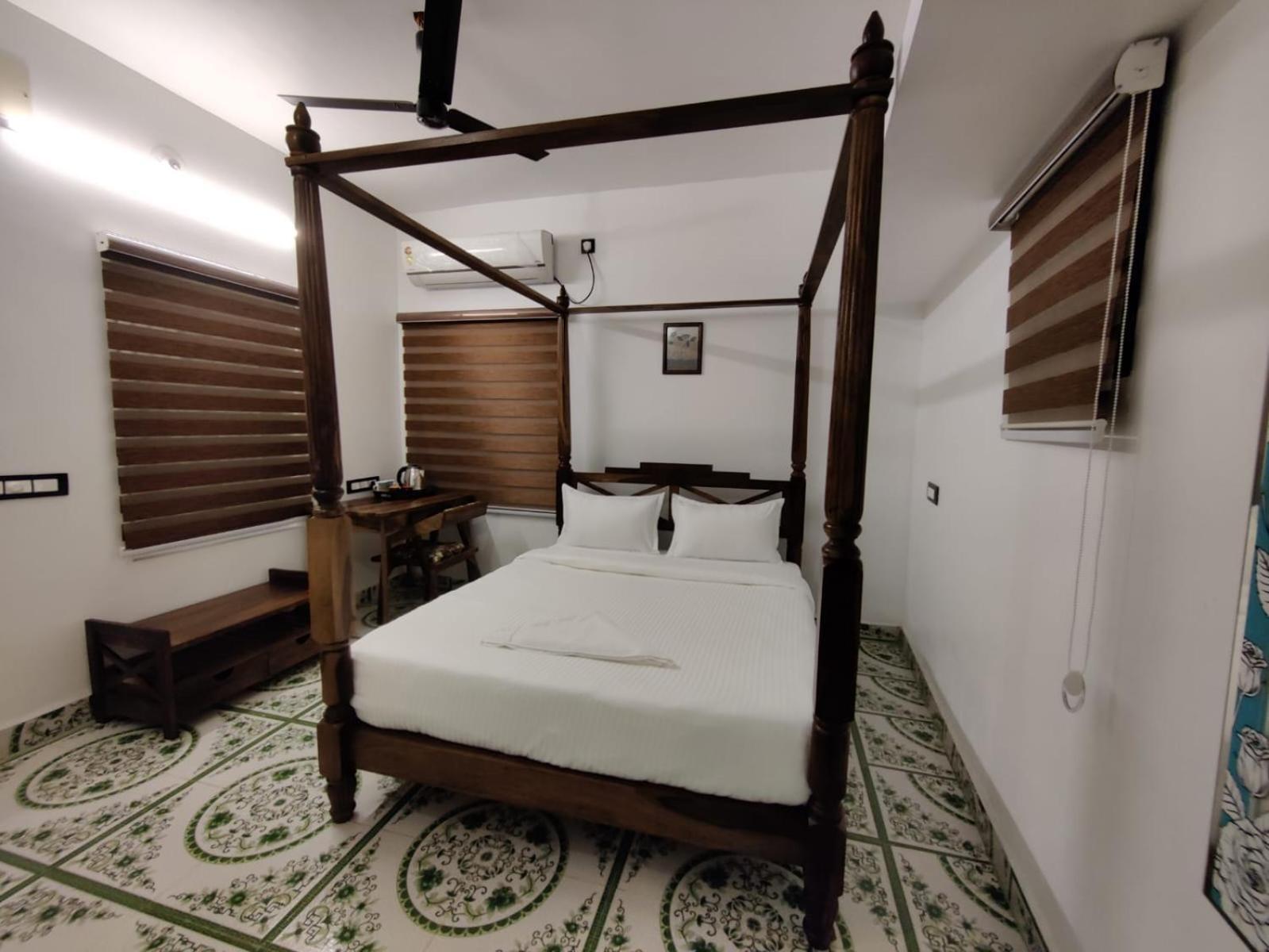 Courtyard Castle Heritage Resort Pondicherry Luaran gambar