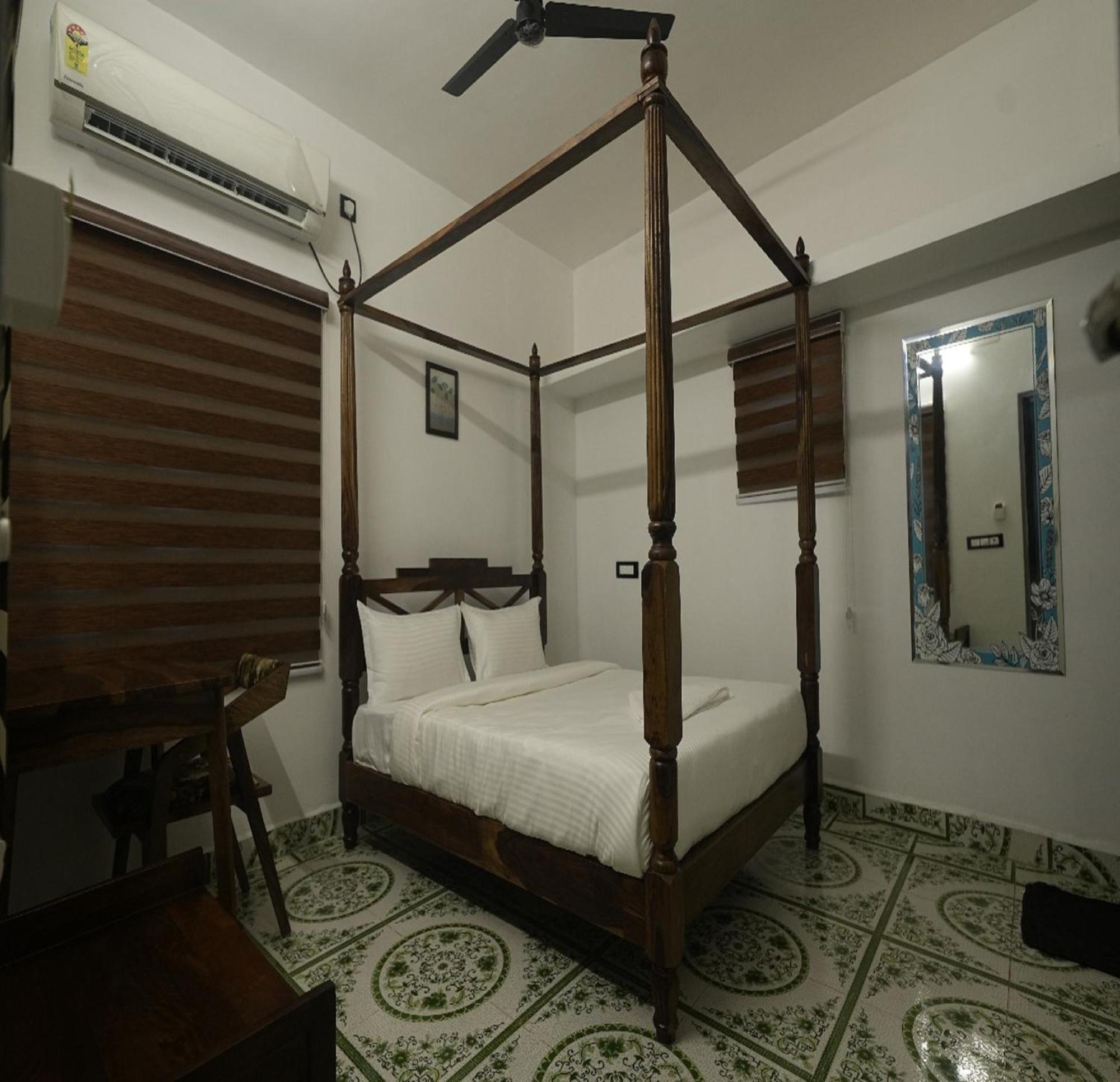 Courtyard Castle Heritage Resort Pondicherry Luaran gambar